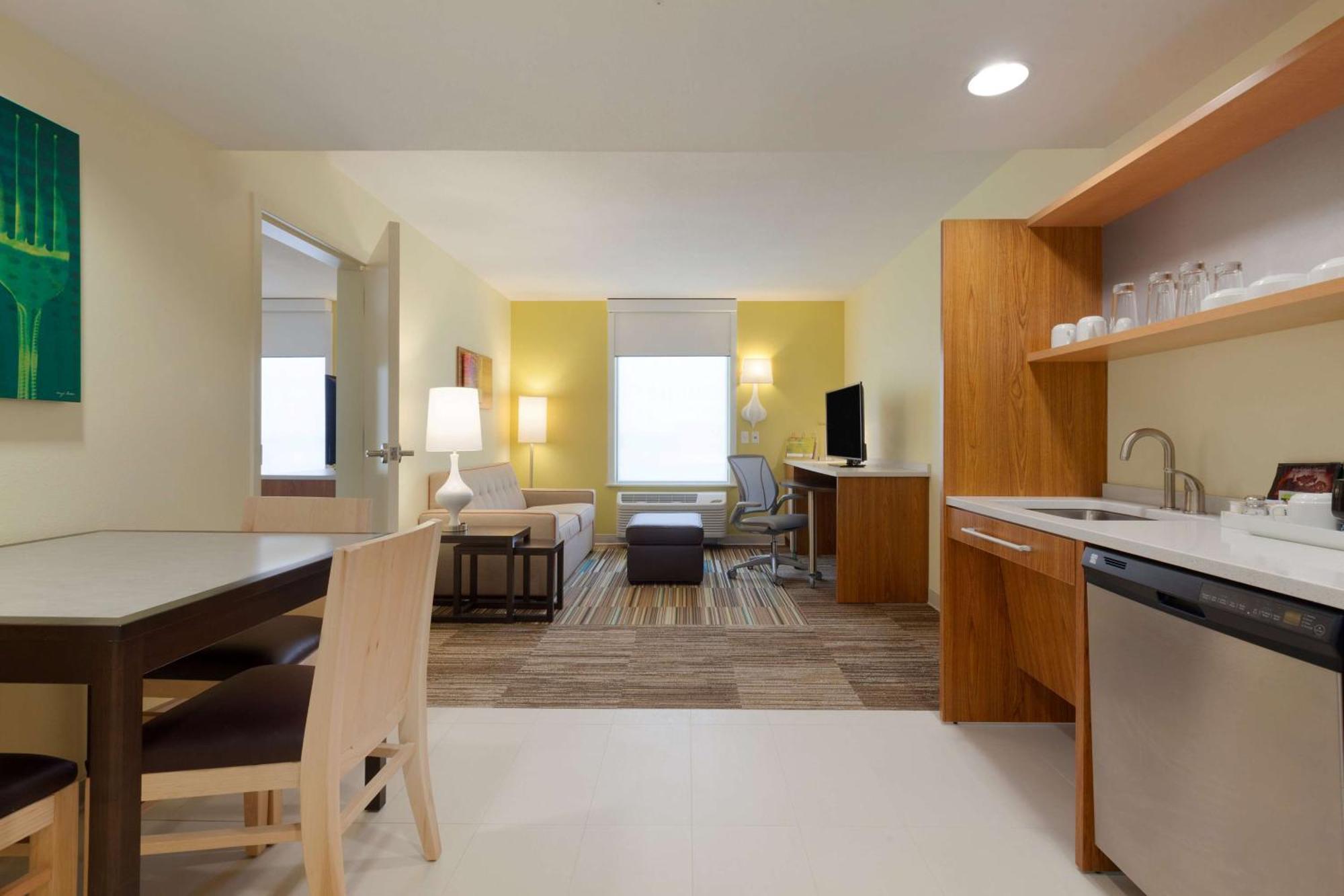 Home2 Suites By Hilton Champaign/Urbana Exterior foto