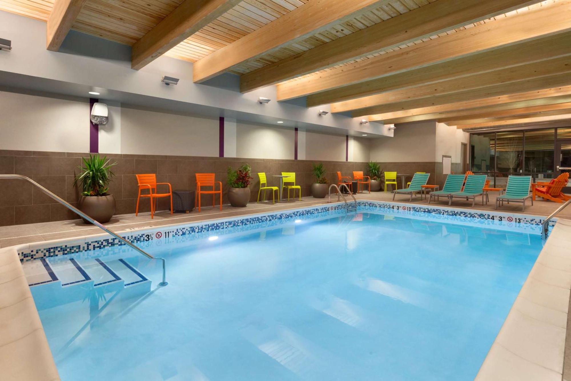 Home2 Suites By Hilton Champaign/Urbana Exterior foto